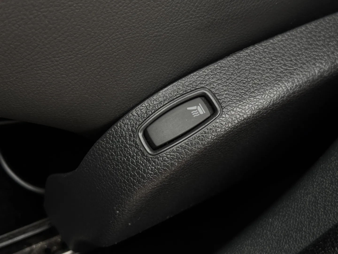 Cumpara/ Vinde online Dacia Duster 2016 SH, la cel mai bun pret pentru tine!