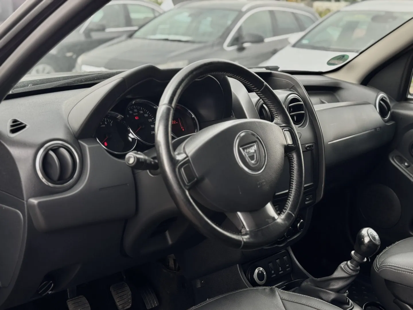 Cumpara/ Vinde online Dacia Duster 2016 SH, la cel mai bun pret pentru tine!