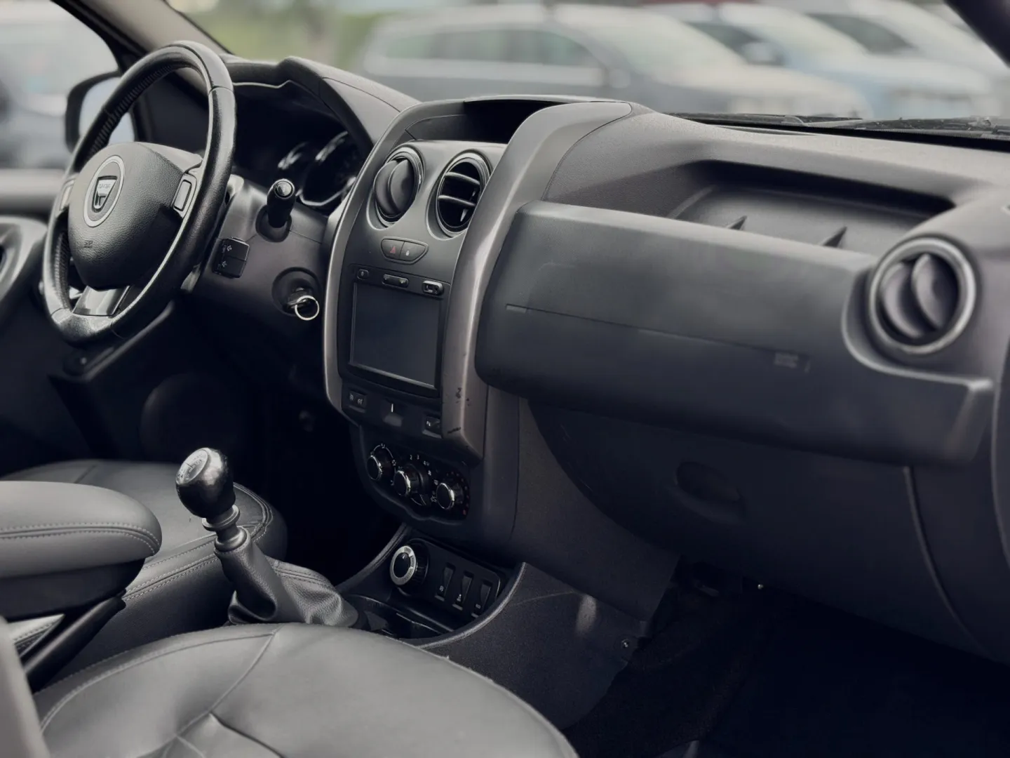 Cumpara/ Vinde online Dacia Duster 2016 SH, la cel mai bun pret pentru tine!