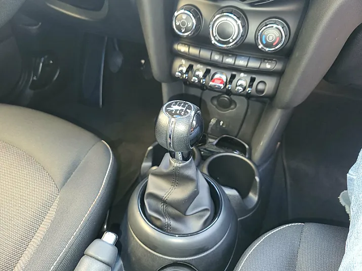 Cumpără / Vinde MINI Cooper 2018 SH, la cel mai bun pret pentru tine!