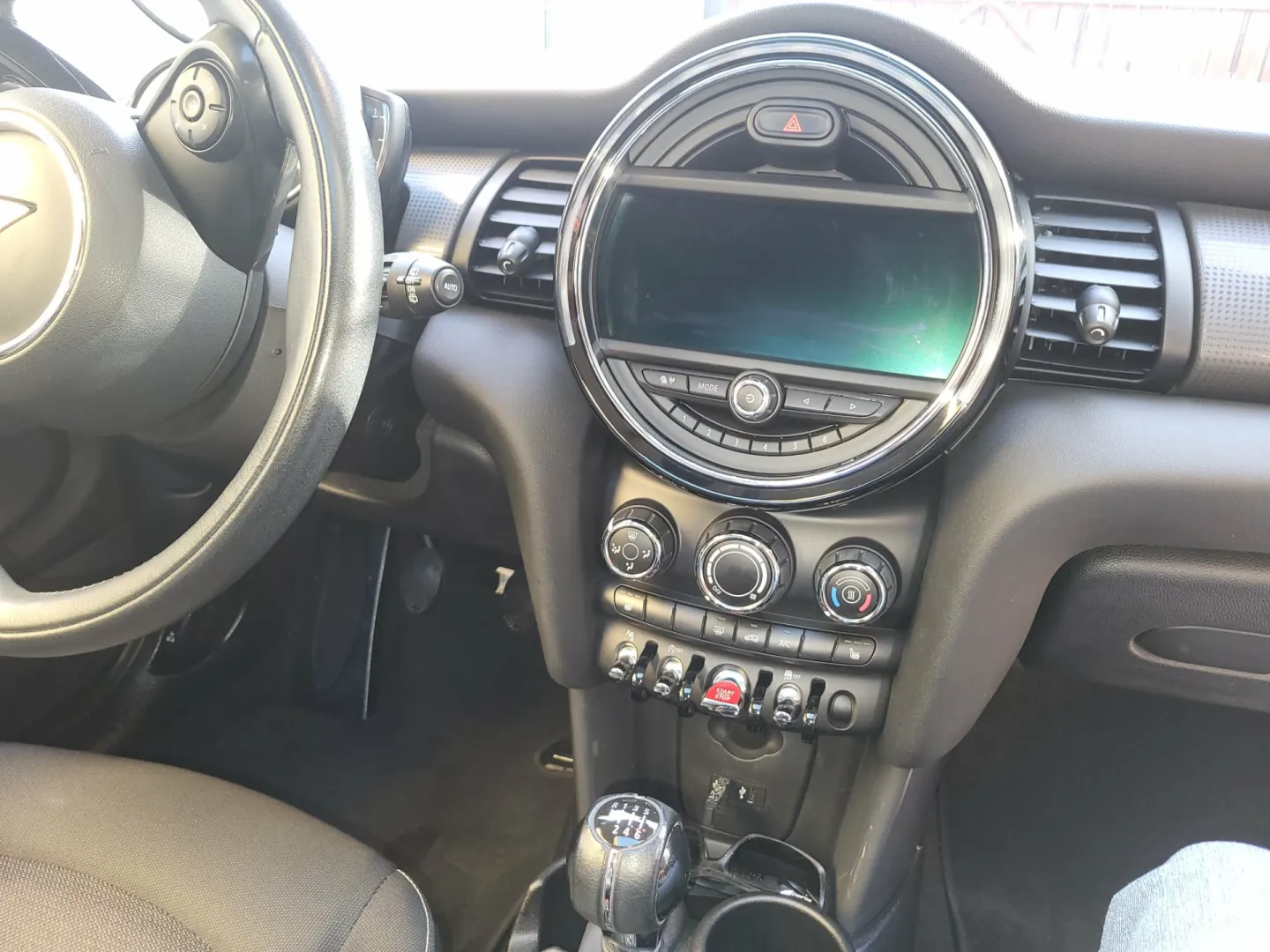 Cumpara/ Vinde online MINI Cooper 2018 SH, la cel mai bun pret pentru tine!