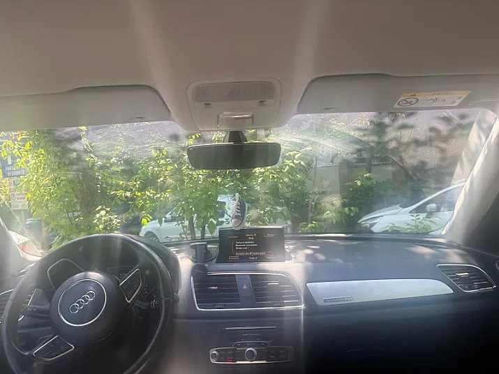 Cumpără / Vinde Audi Q3 2017 SH, la cel mai bun pret pentru tine!