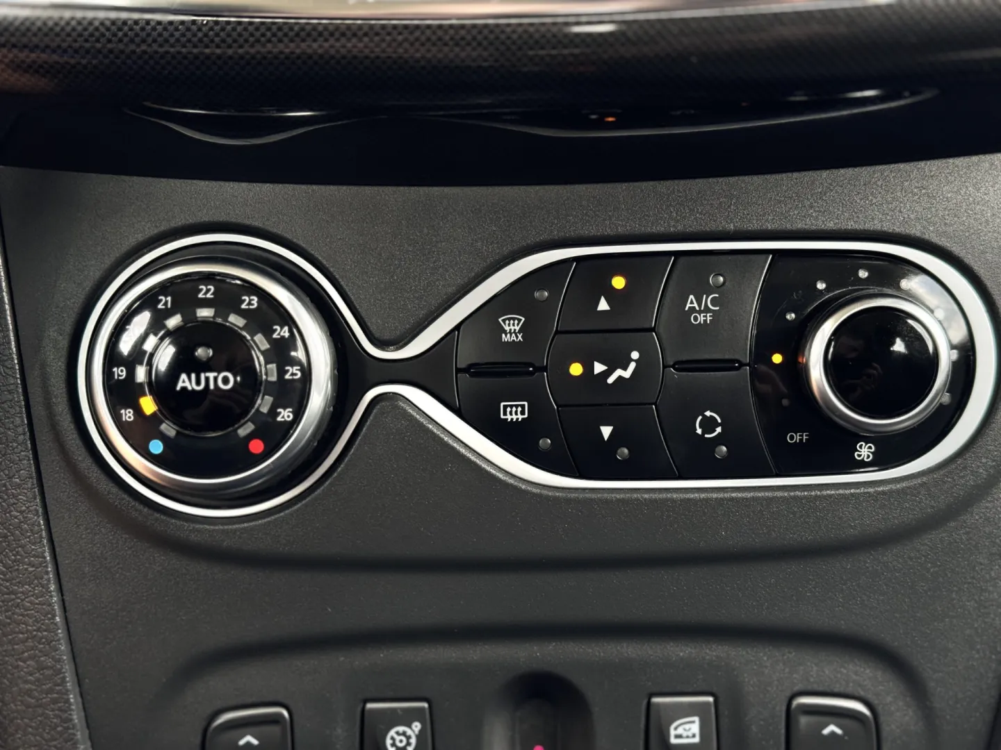 Cumpara/ Vinde online Dacia Logan 2019 SH, la cel mai bun pret pentru tine!