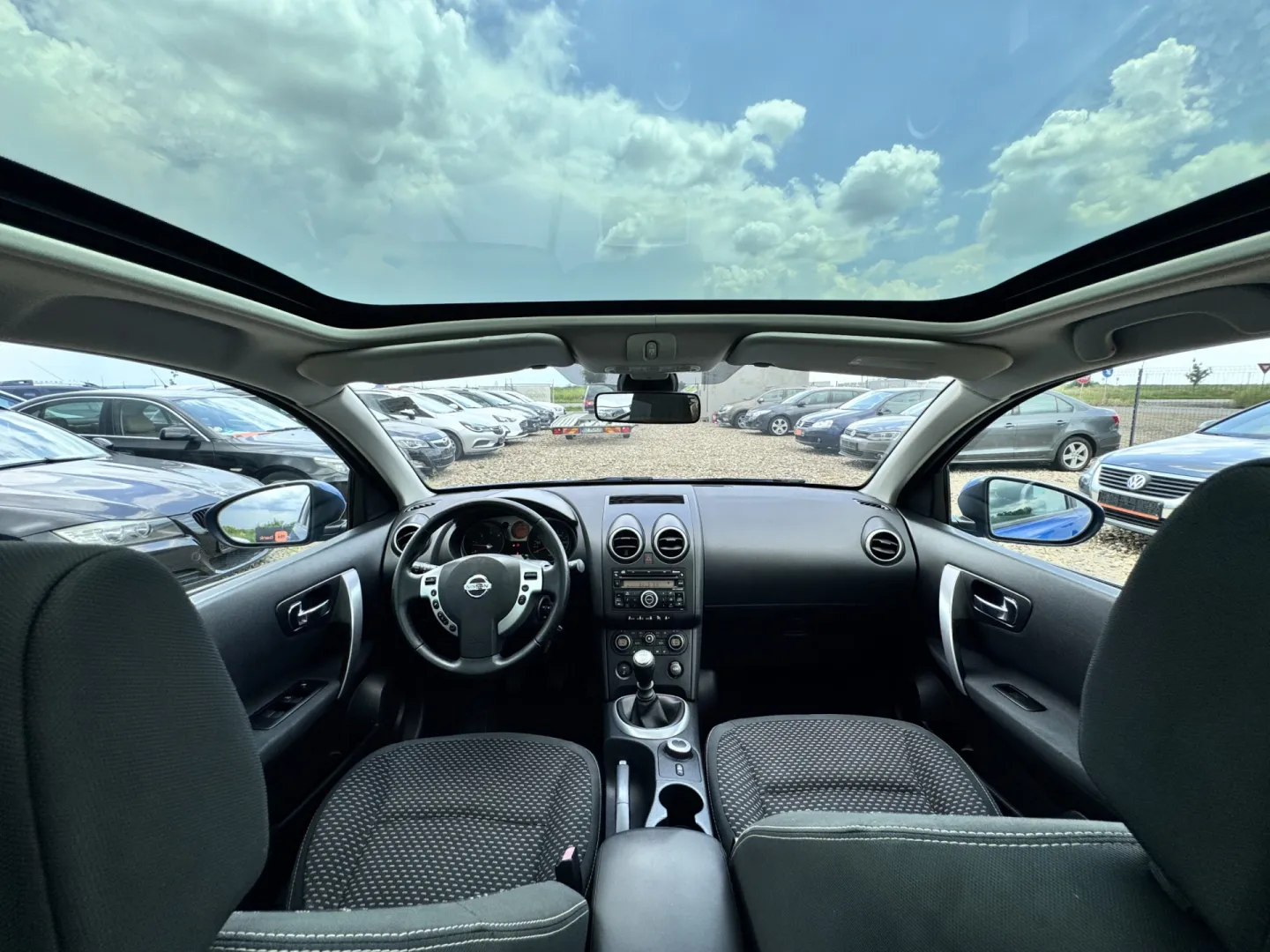 Cumpara/ Vinde online Nissan Qashqai 2007 SH, la cel mai bun pret pentru tine!