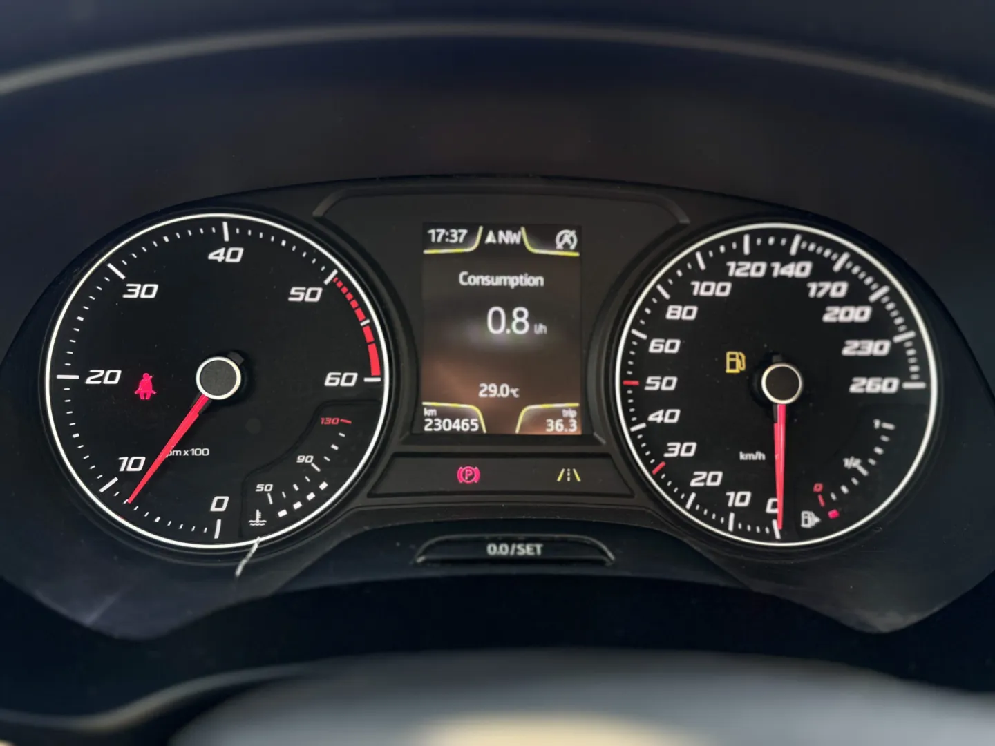Cumpara/ Vinde online Seat Leon 2014 SH, la cel mai bun pret pentru tine!