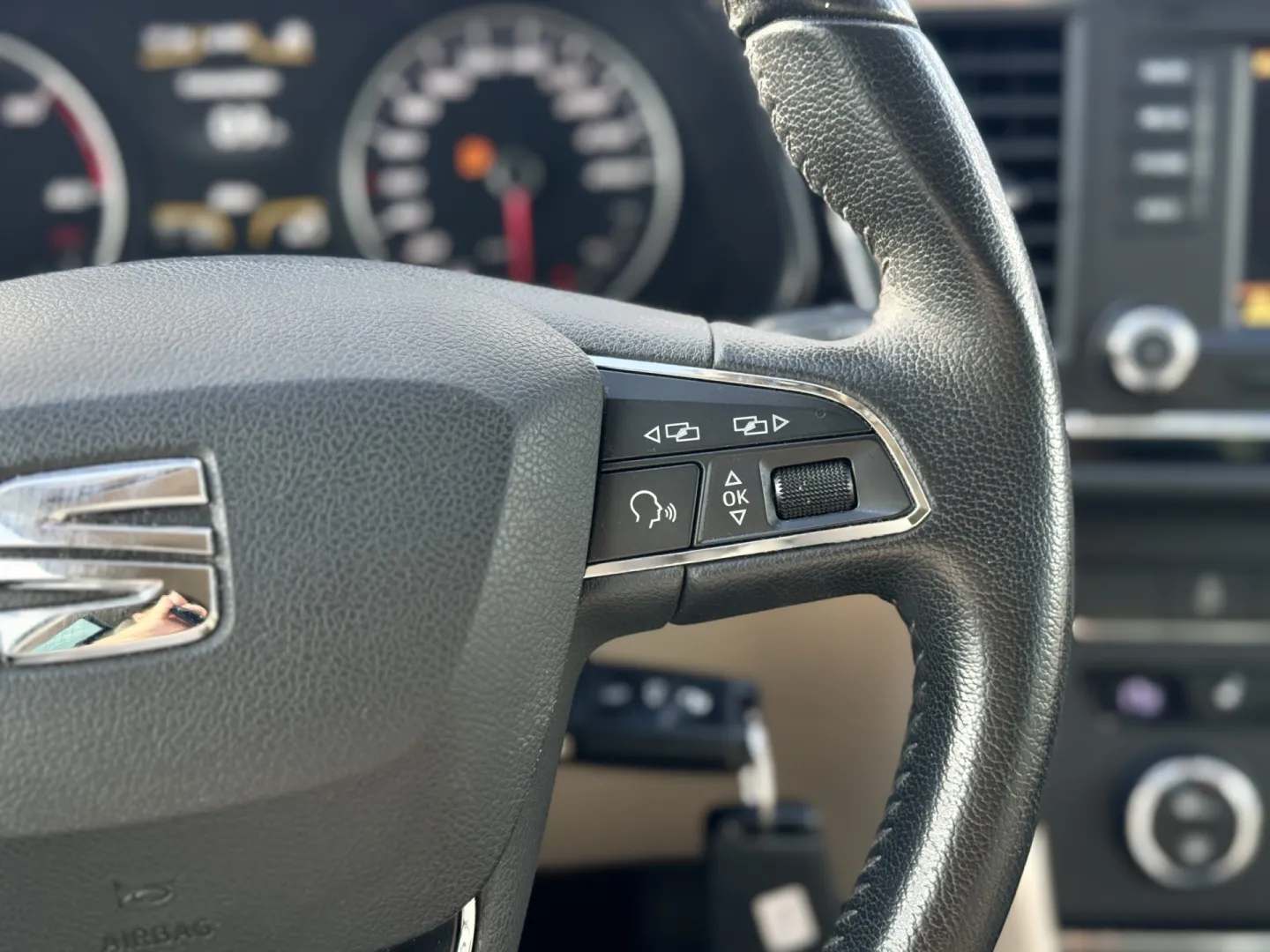 Cumpara/ Vinde online Seat Leon 2014 SH, la cel mai bun pret pentru tine!