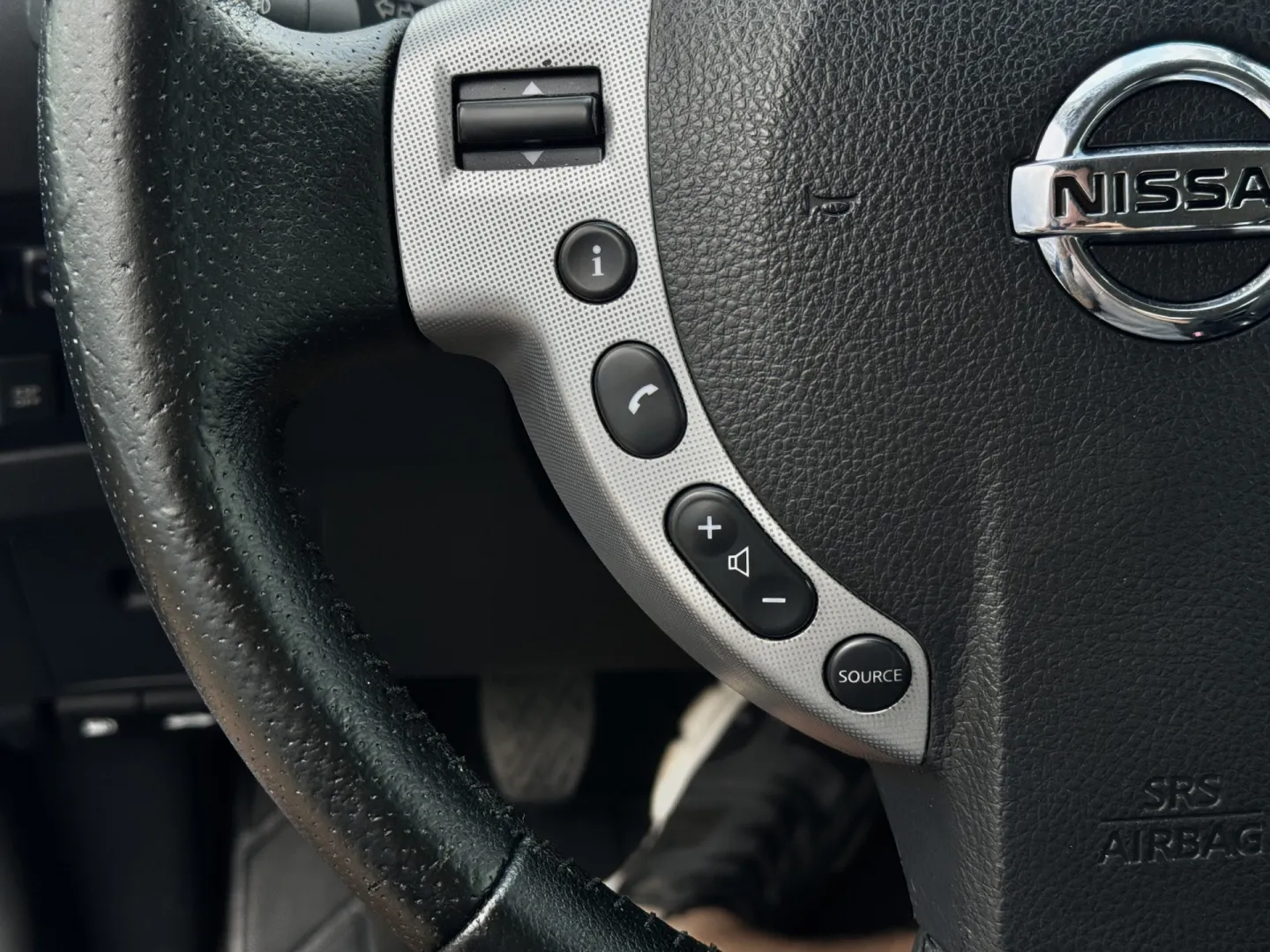 Cumpara/ Vinde online Nissan Qashqai 2007 SH, la cel mai bun pret pentru tine!