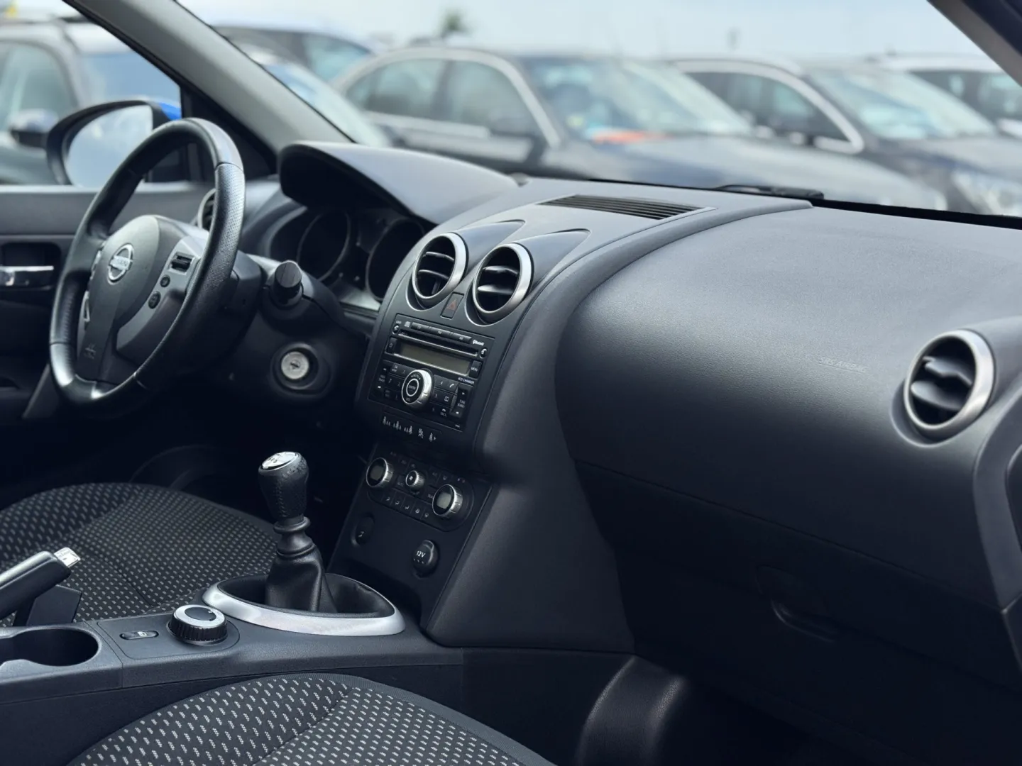 Cumpara/ Vinde online Nissan Qashqai 2007 SH, la cel mai bun pret pentru tine!