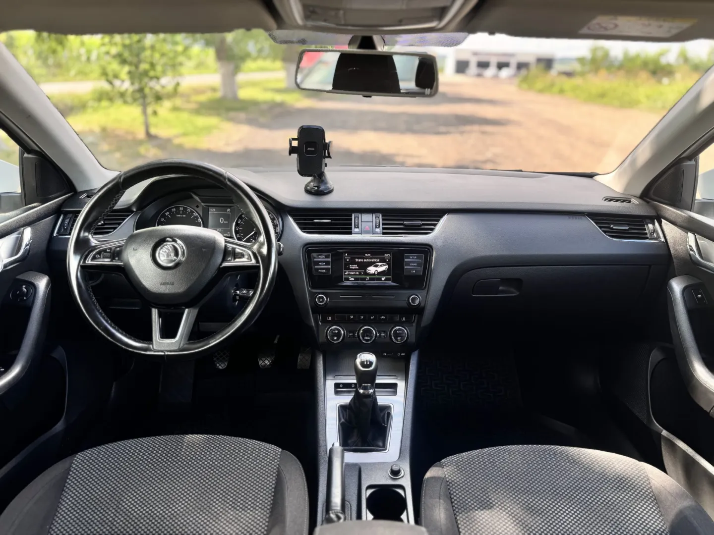 Cumpara/ Vinde online Skoda Octavia 2016 SH, la cel mai bun pret pentru tine!