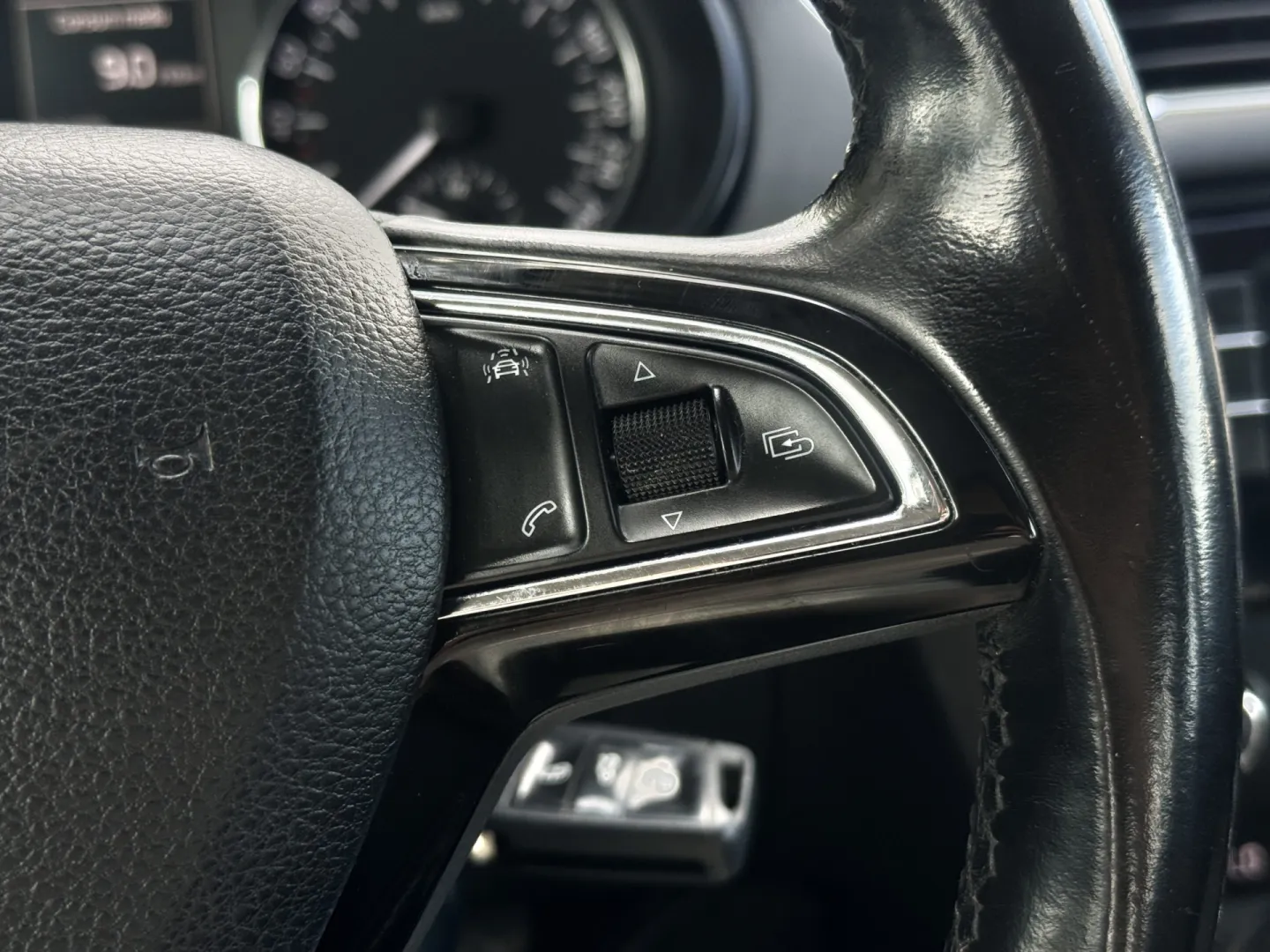 Cumpara/ Vinde online Skoda Octavia 2016 SH, la cel mai bun pret pentru tine!