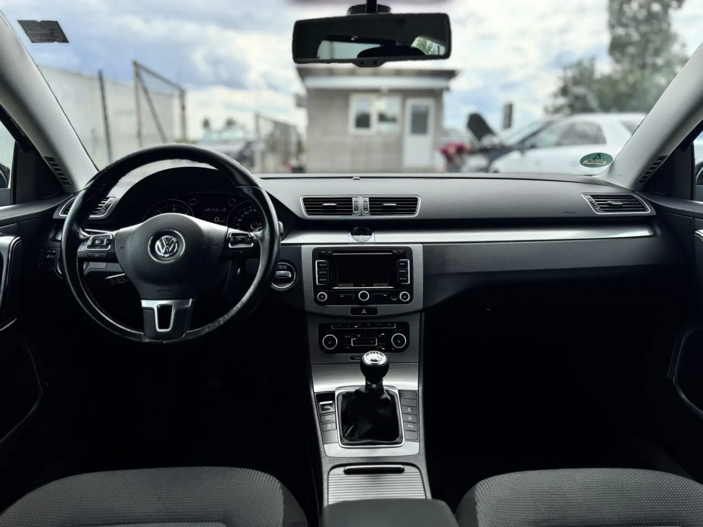 Cumpara/ Vinde online Volkswagen Passat 2010 SH, la cel mai bun pret pentru tine!