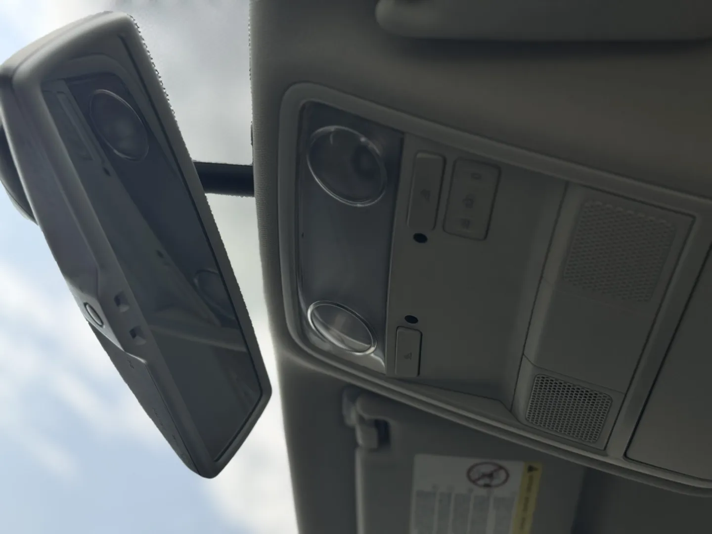 Cumpara/ Vinde online Volkswagen Passat 2010 SH, la cel mai bun pret pentru tine!