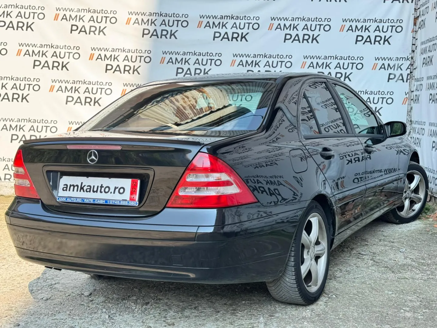 Cumpara/ Vinde online Mercedes-Benz C-Class 2000 SH, la cel mai bun pret pentru tine!