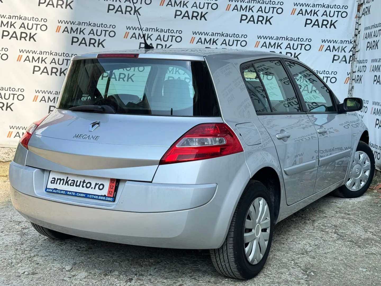Cumpara/ Vinde online Renault  Megane 2008 SH, la cel mai bun pret pentru tine!