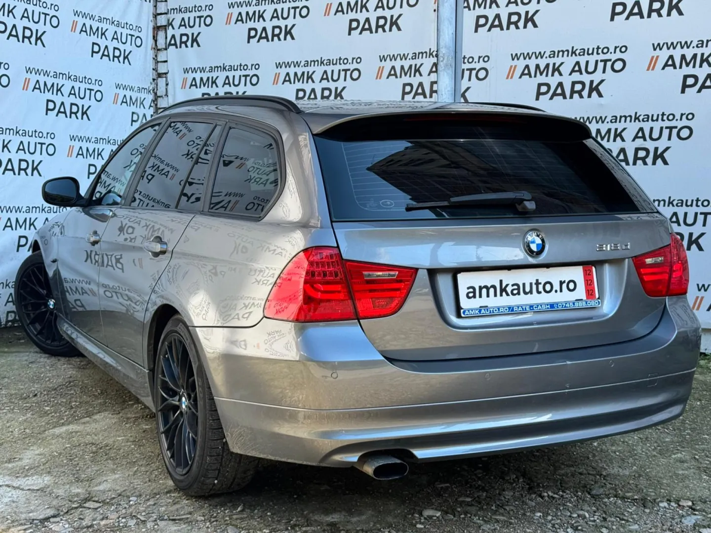 Cumpara/ Vinde online BMW 320 2010 SH, la cel mai bun pret pentru tine!