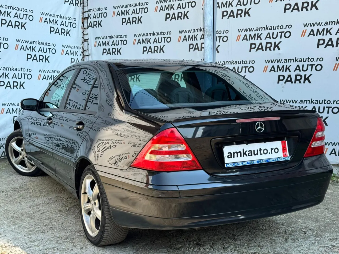Cumpara/ Vinde online Mercedes-Benz C-Class 2000 SH, la cel mai bun pret pentru tine!