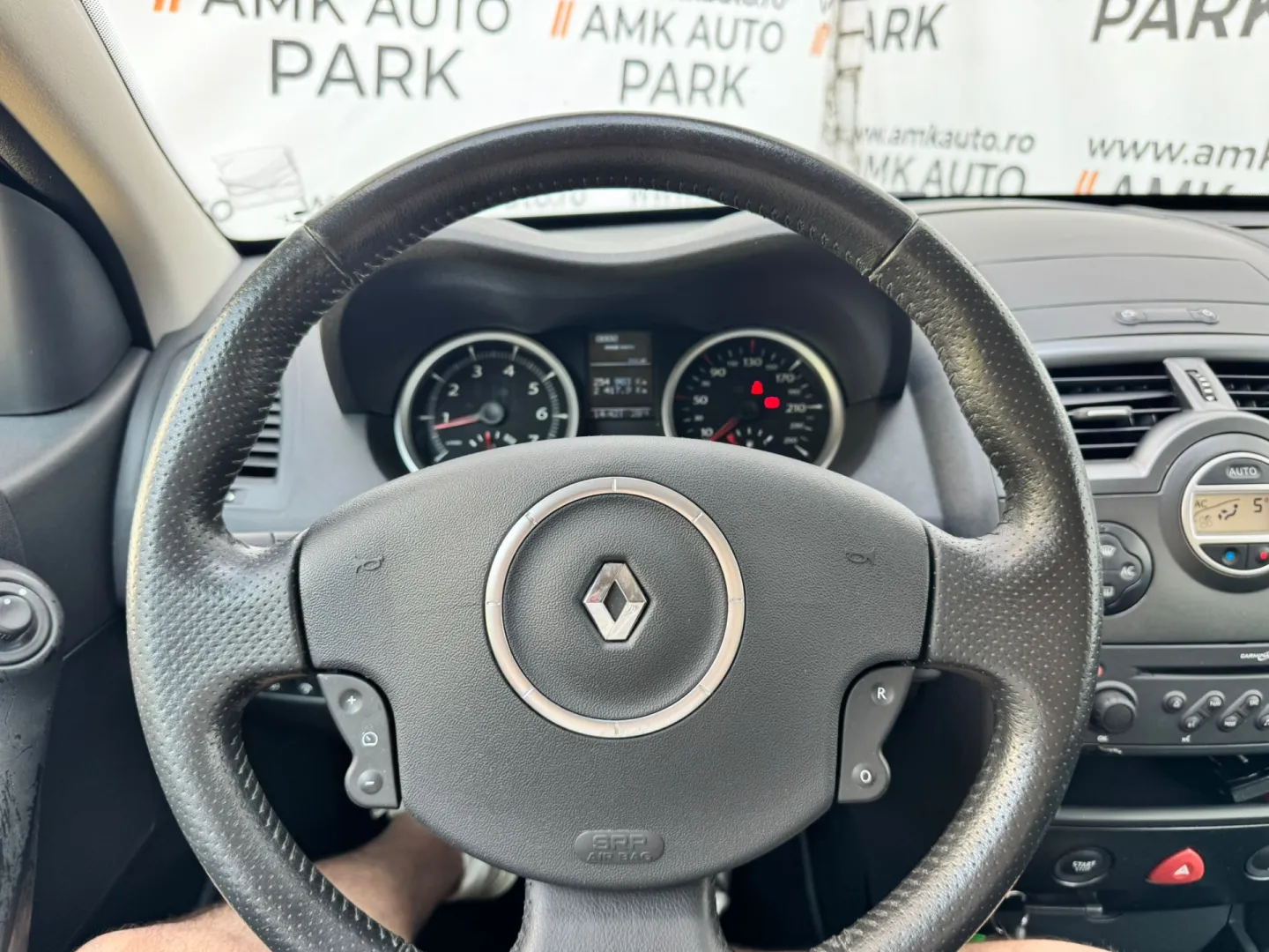 Cumpara/ Vinde online Renault  Megane 2008 SH, la cel mai bun pret pentru tine!