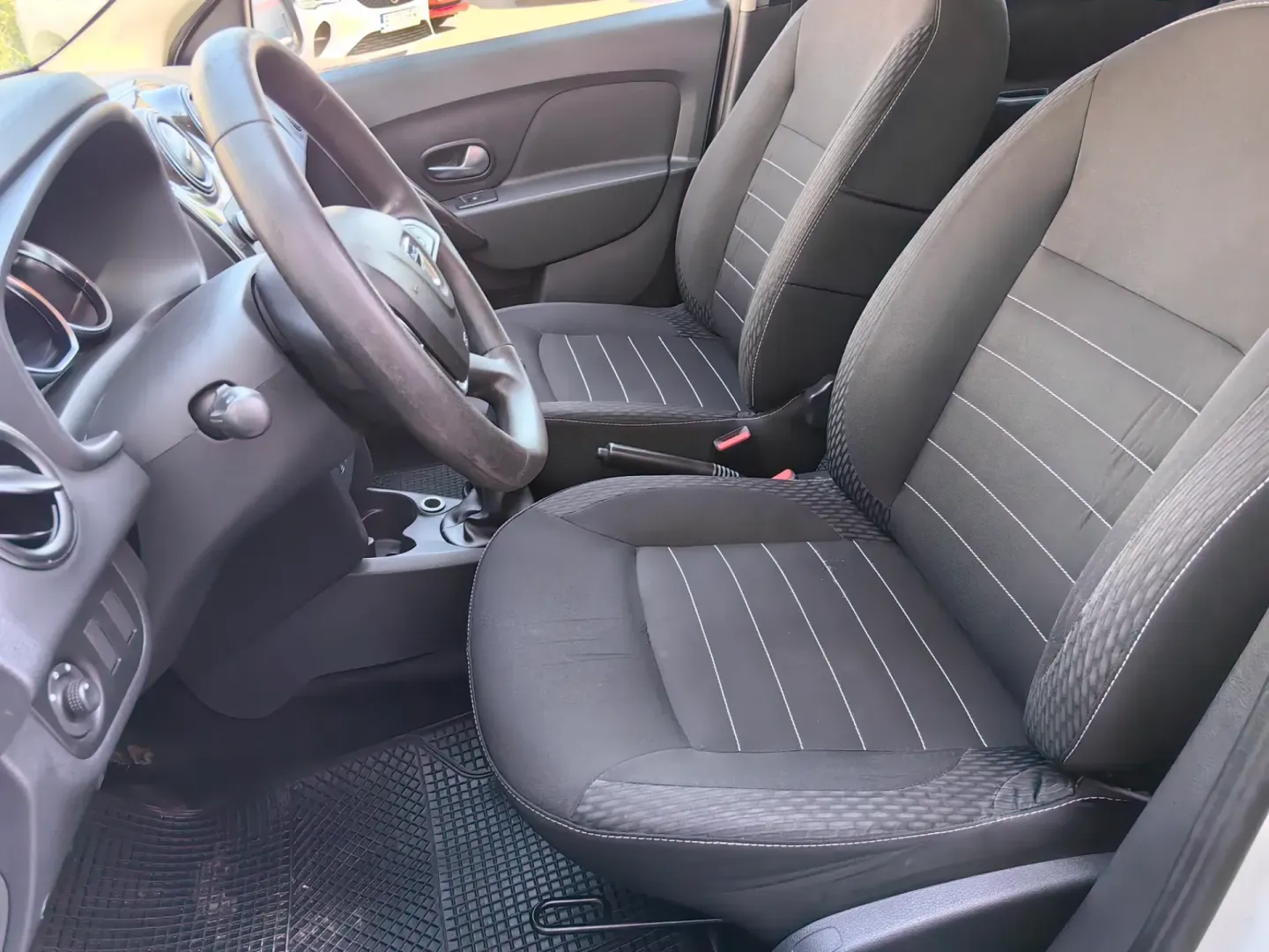 Cumpara/ Vinde online Dacia Logan 2020 SH, la cel mai bun pret pentru tine!