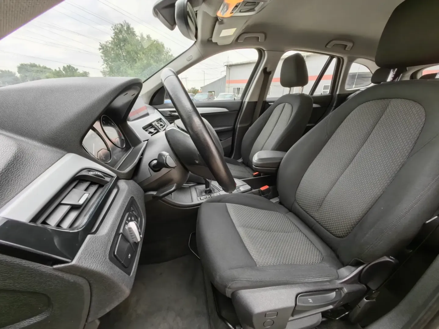 Cumpara/ Vinde online BMW X1 2020 SH, la cel mai bun pret pentru tine!