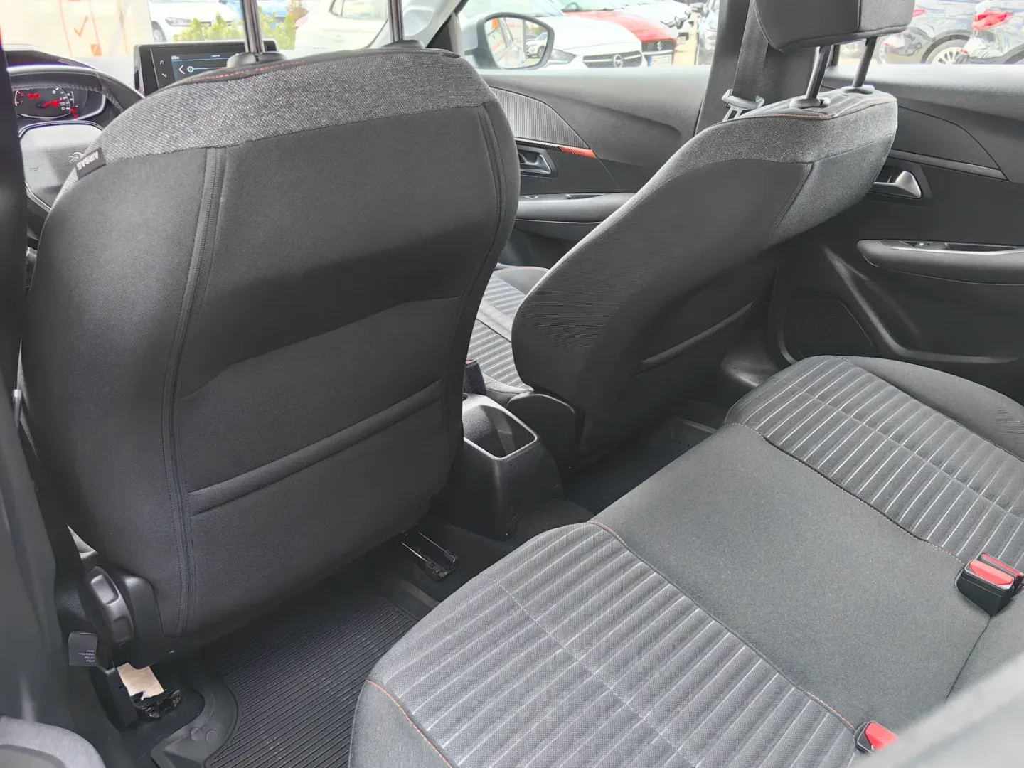 Cumpara/ Vinde online Peugeot 208 2021 SH, la cel mai bun pret pentru tine!