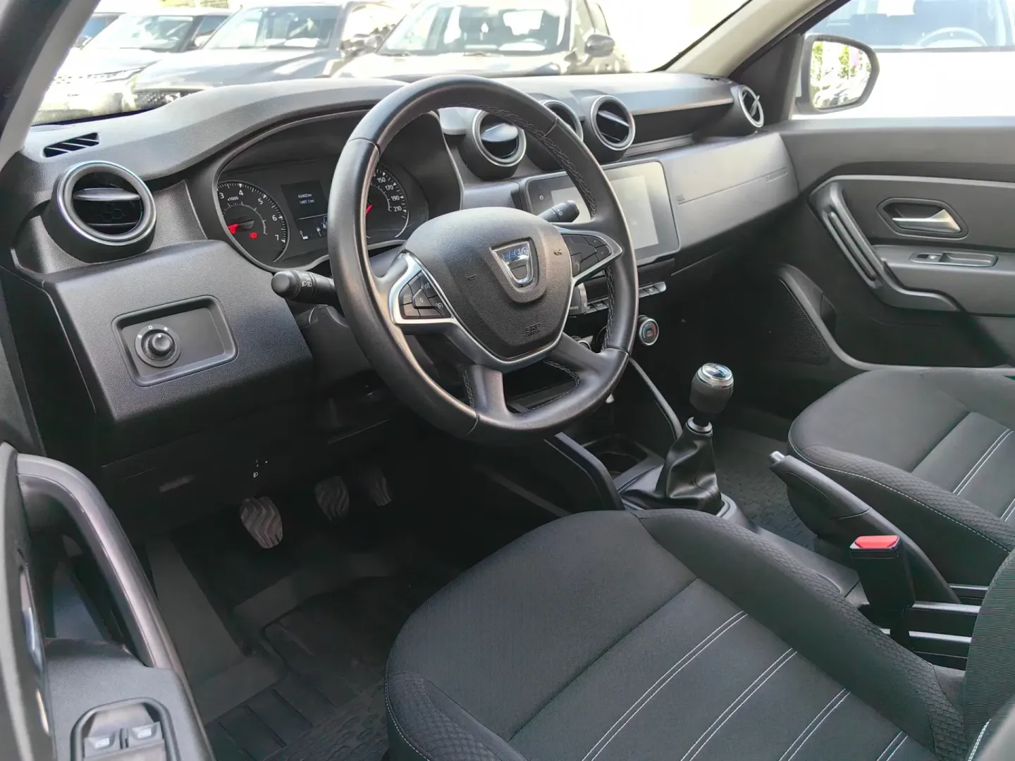 Cumpara/ Vinde online Dacia Duster 2022 SH, la cel mai bun pret pentru tine!