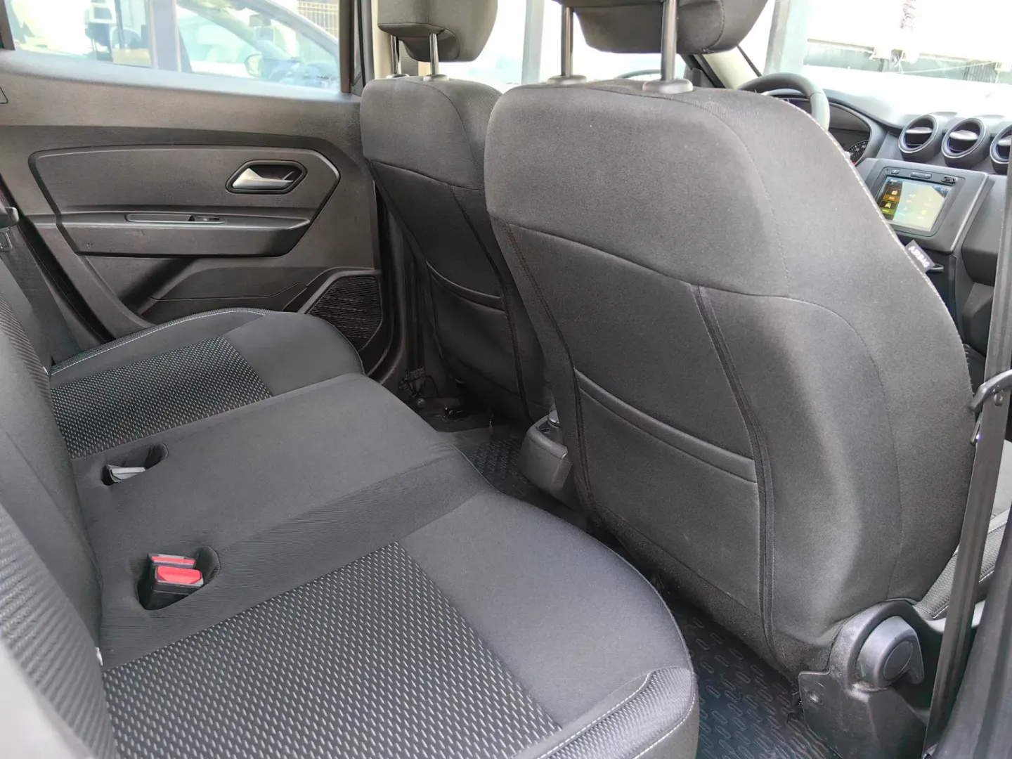 Cumpara/ Vinde online Dacia Duster 2021 SH, la cel mai bun pret pentru tine!