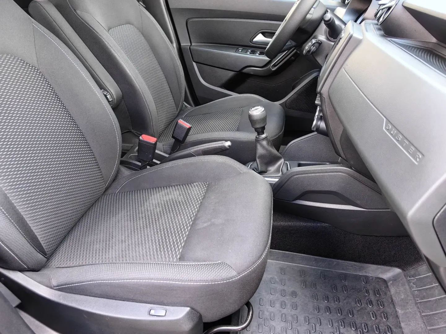 Cumpara/ Vinde online Dacia Duster 2021 SH, la cel mai bun pret pentru tine!