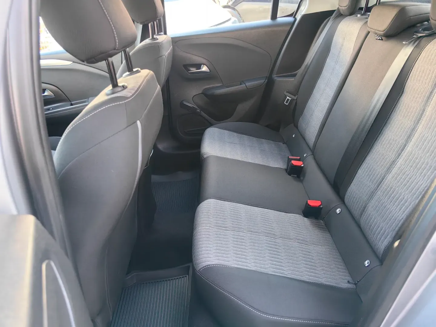 Cumpara/ Vinde online Opel Corsa 2020 SH, la cel mai bun pret pentru tine!