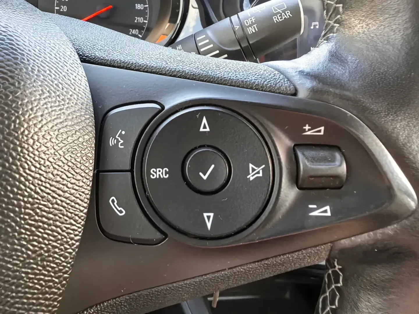 Cumpara/ Vinde online Opel Corsa 2020 SH, la cel mai bun pret pentru tine!