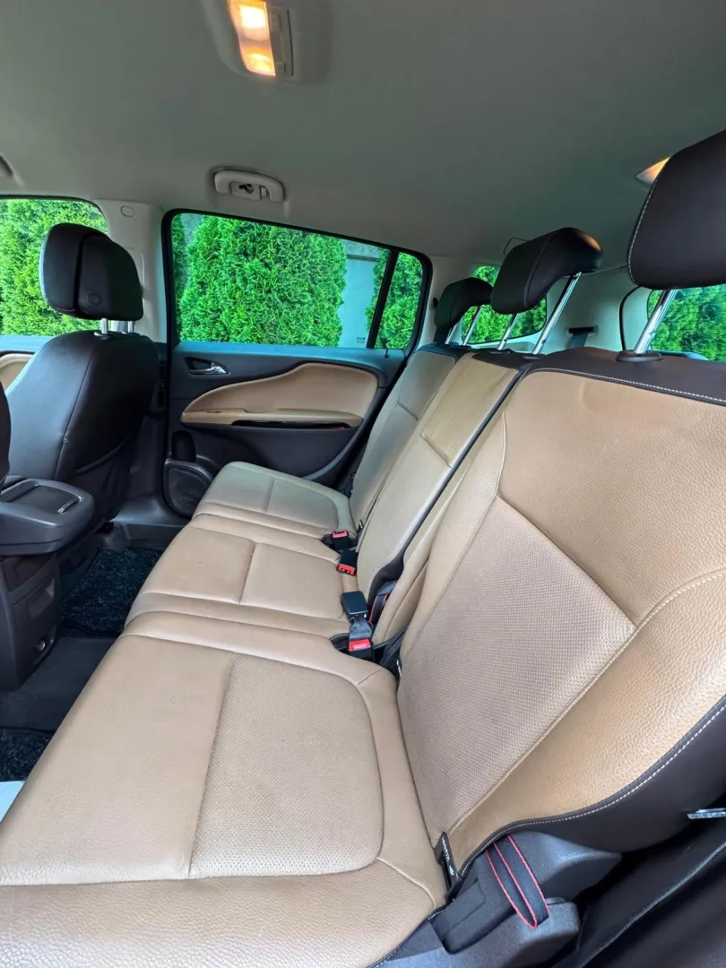 Cumpara/ Vinde online Opel Zafira 2014 SH, la cel mai bun pret pentru tine!