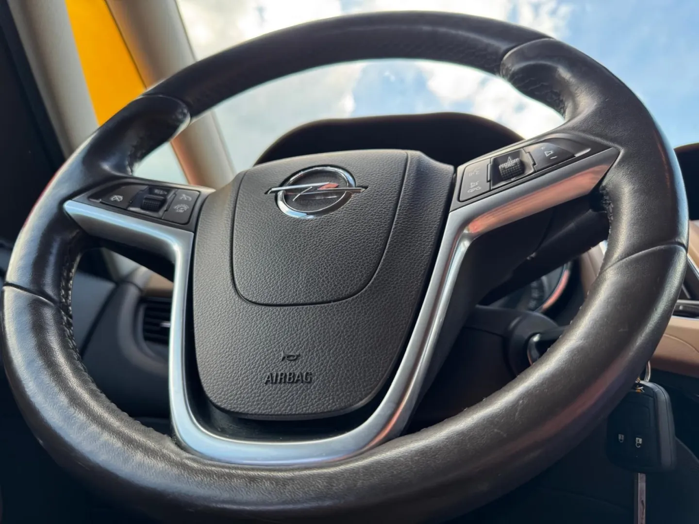 Cumpara/ Vinde online Opel Zafira 2014 SH, la cel mai bun pret pentru tine!