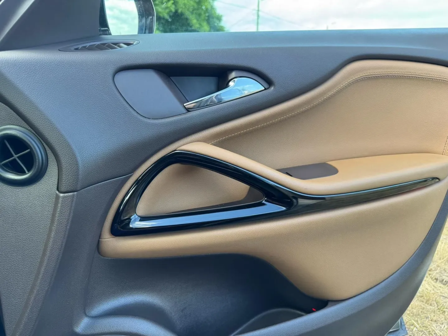Cumpara/ Vinde online Opel Zafira 2014 SH, la cel mai bun pret pentru tine!