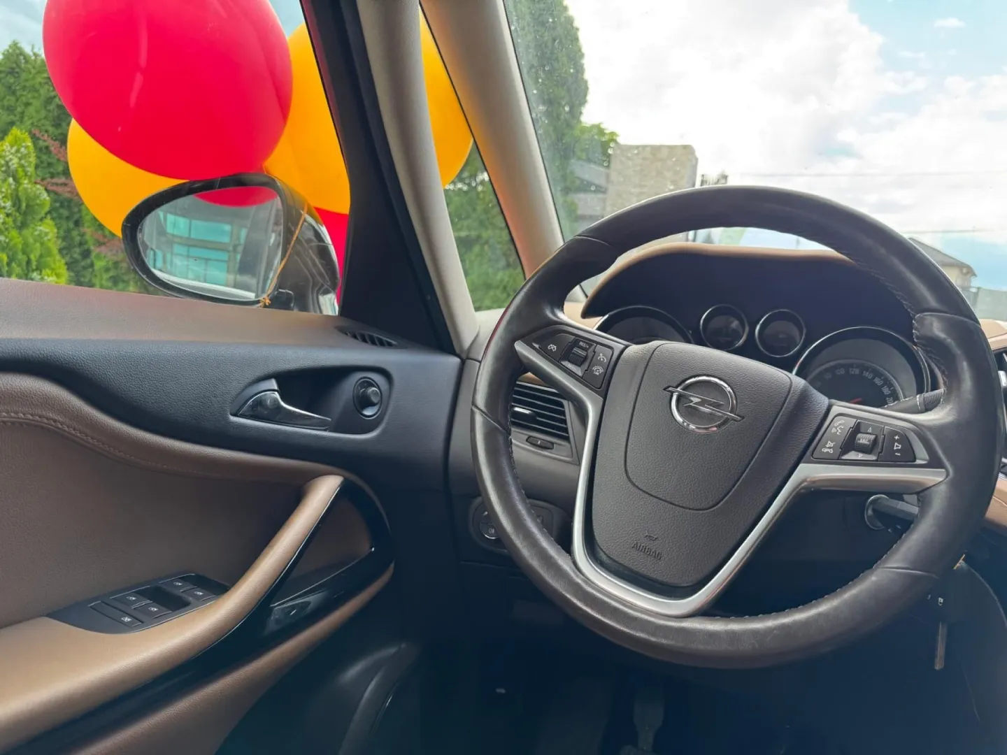 Cumpara/ Vinde online Opel Zafira 2014 SH, la cel mai bun pret pentru tine!