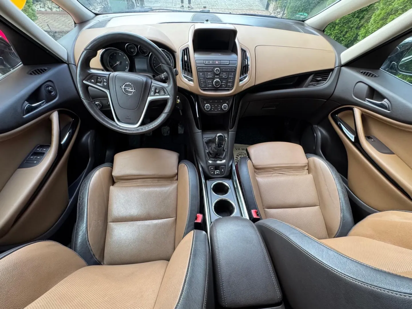Cumpara/ Vinde online Opel Zafira 2014 SH, la cel mai bun pret pentru tine!