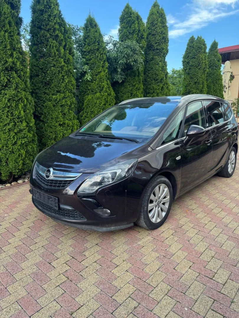 Cumpara/ Vinde online Opel Zafira 2014 SH, la cel mai bun pret pentru tine!