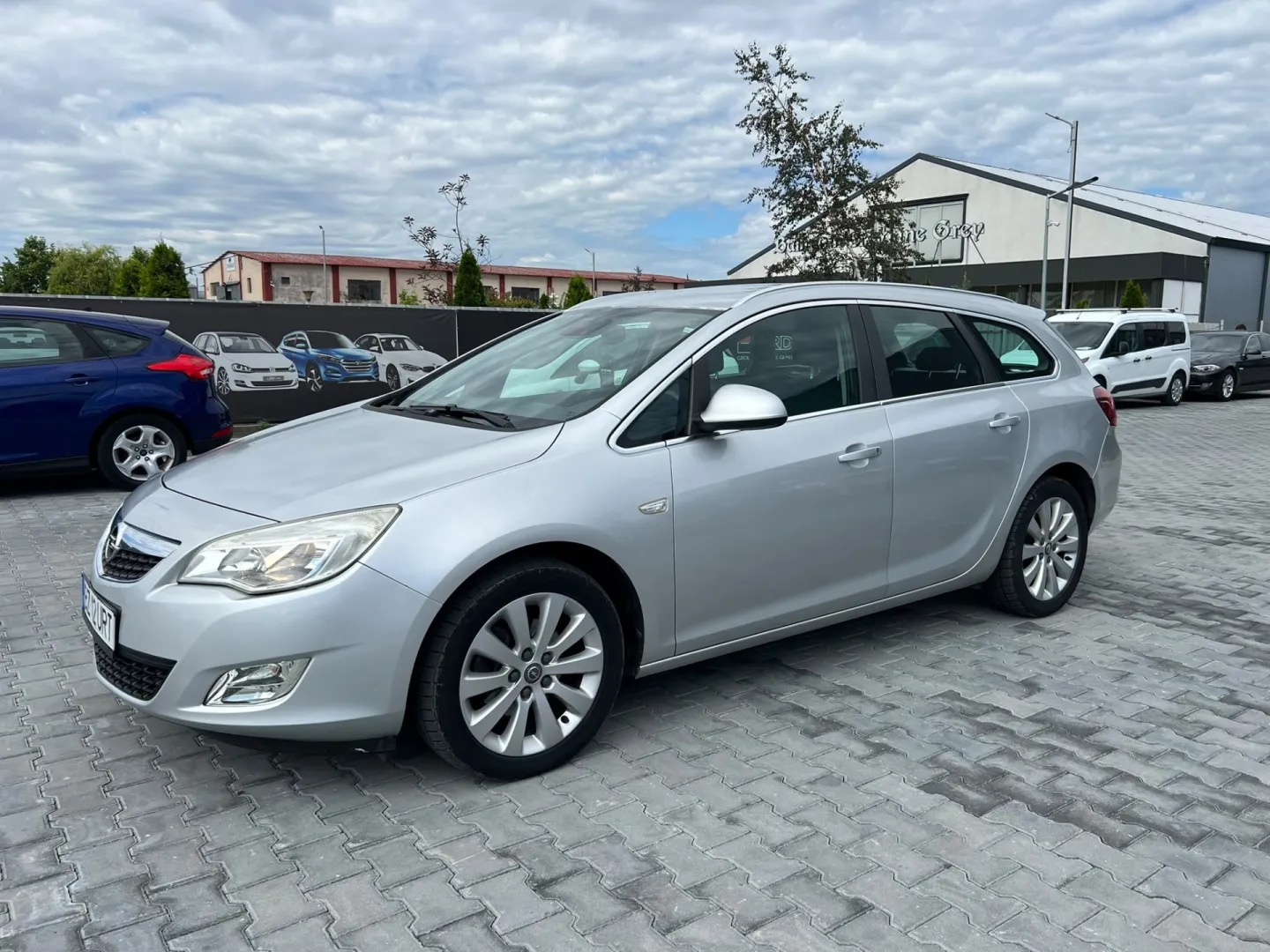 Cumpara/ Vinde online Opel Astra 2011 SH, la cel mai bun pret pentru tine!