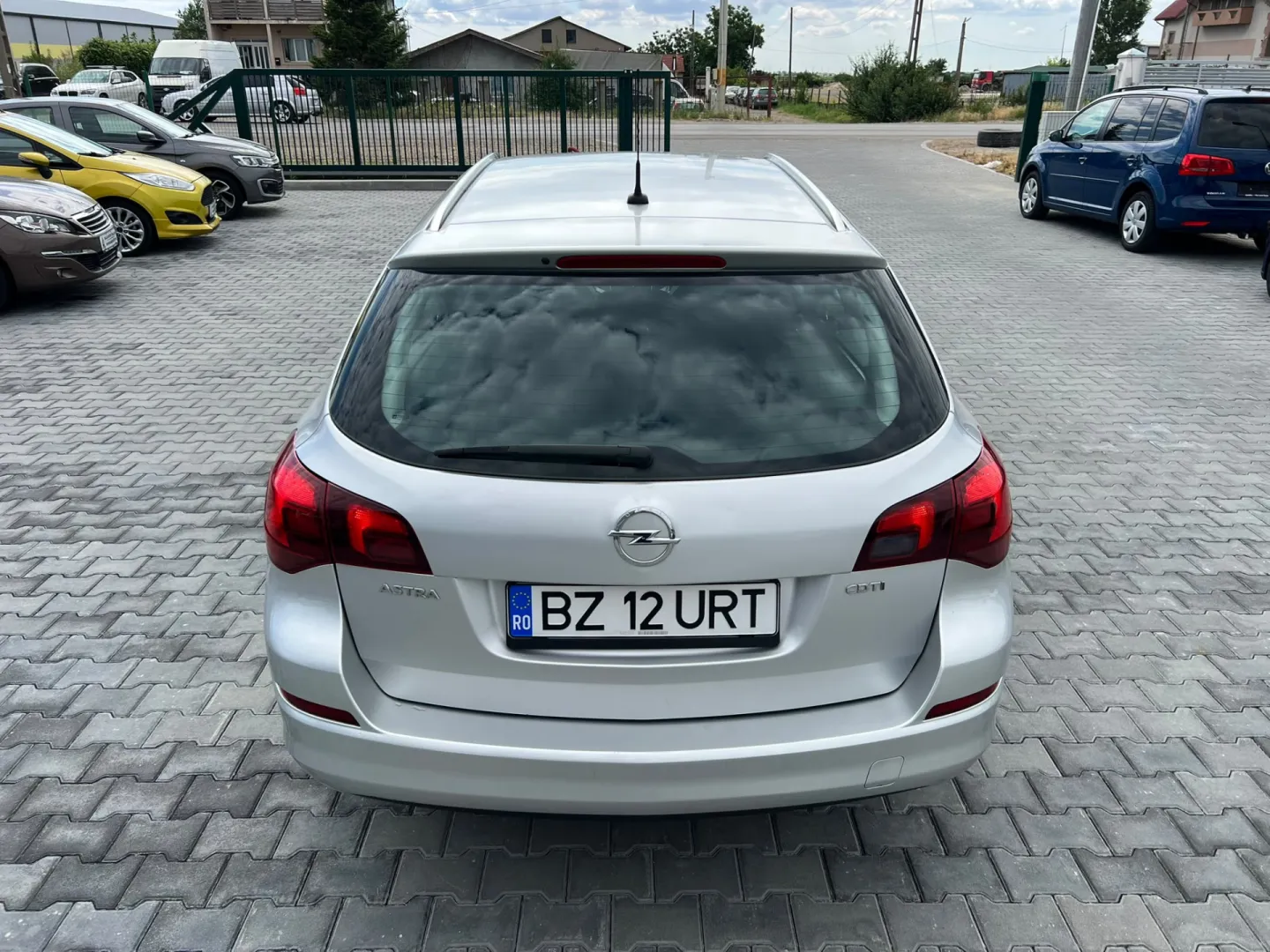 Cumpara/ Vinde online Opel Astra 2011 SH, la cel mai bun pret pentru tine!