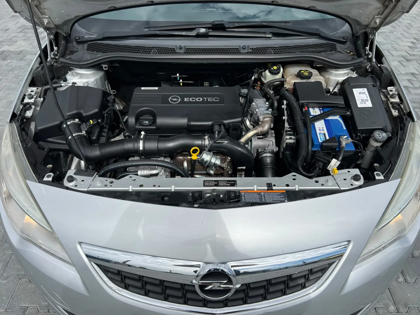 Cumpara/ Vinde online Opel Astra 2011 SH, la cel mai bun pret pentru tine!