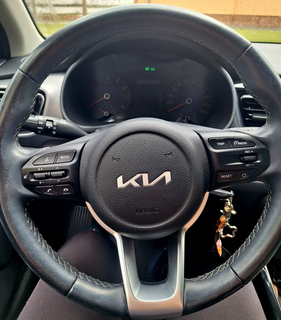 Cumpara/ Vinde online Kia Stonic 2024 SH, la cel mai bun pret pentru tine!