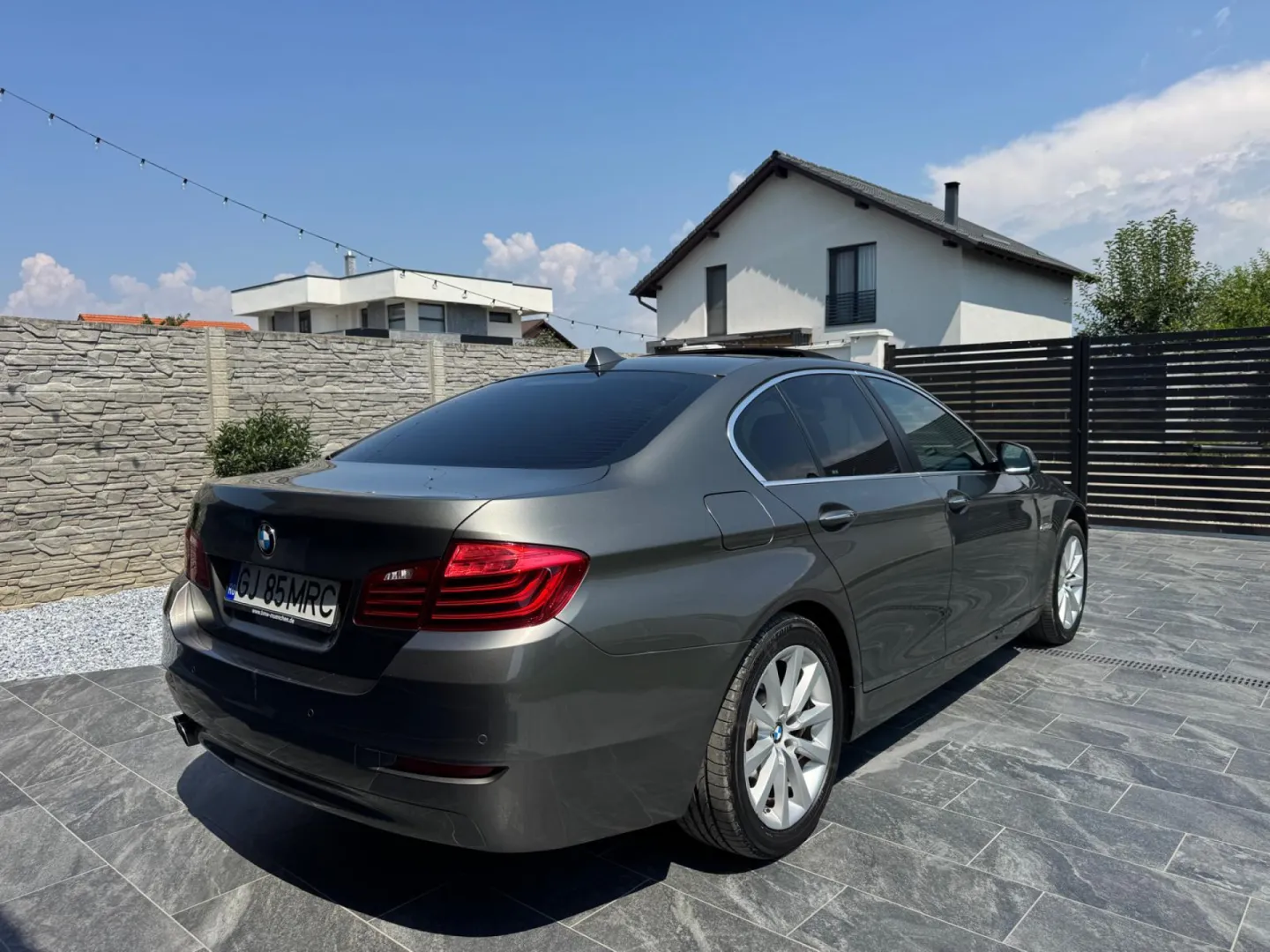 Cumpara/ Vinde online BMW 520 2014 SH, la cel mai bun pret pentru tine!