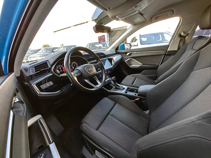 Cumpără / Vinde Audi Q3 2022 SH, la cel mai bun pret pentru tine!