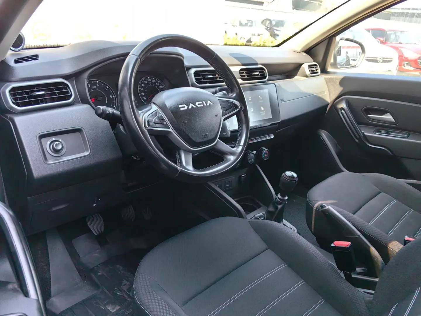 Cumpara/ Vinde online Dacia Duster 2023 SH, la cel mai bun pret pentru tine!