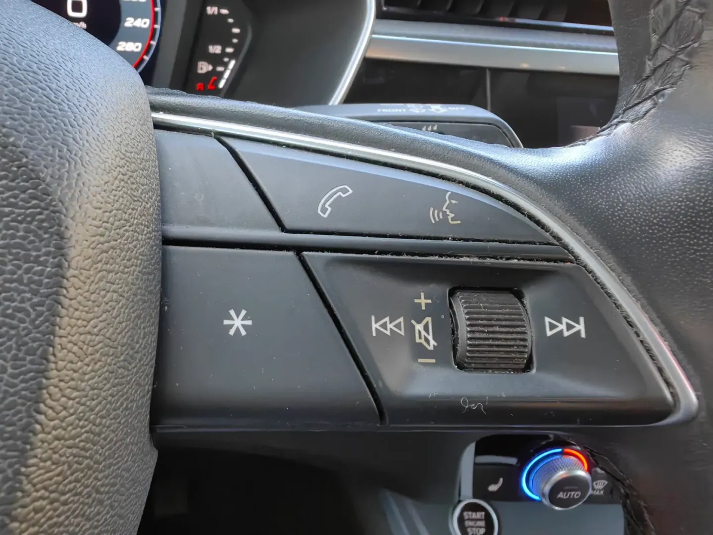 Cumpara/ Vinde online Audi Q3 2022 SH, la cel mai bun pret pentru tine!