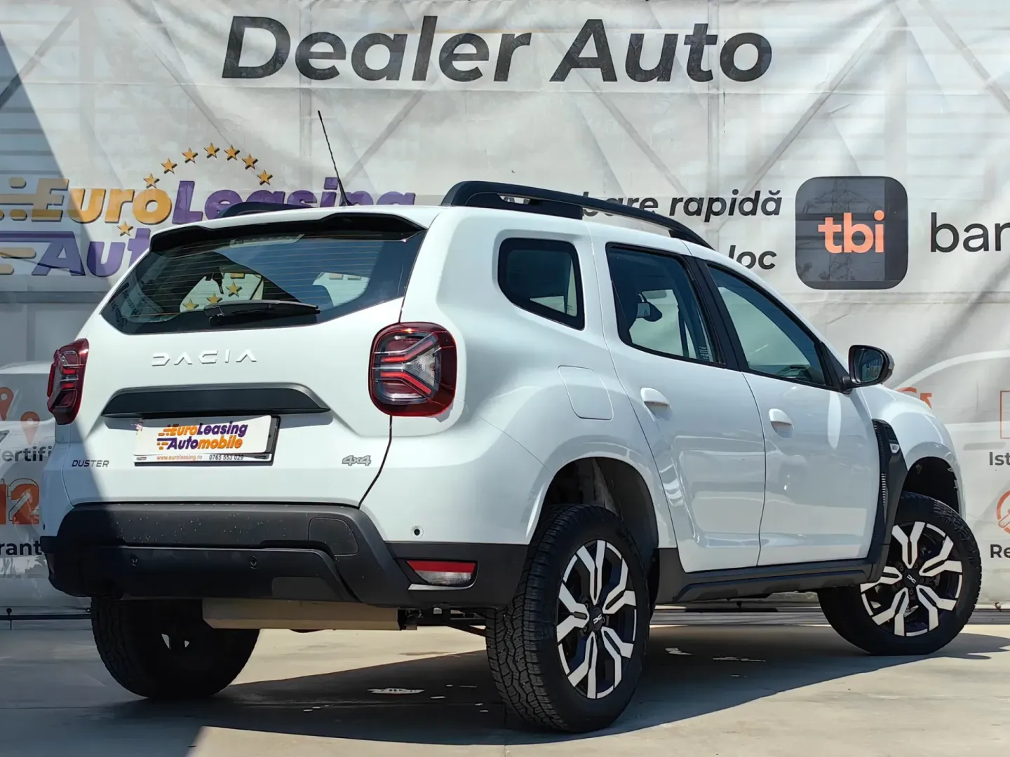 Cumpara/ Vinde online Dacia Duster 2023 SH, la cel mai bun pret pentru tine!