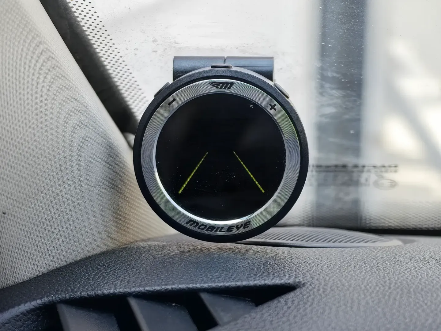 Cumpara/ Vinde online Dacia Duster 2023 SH, la cel mai bun pret pentru tine!