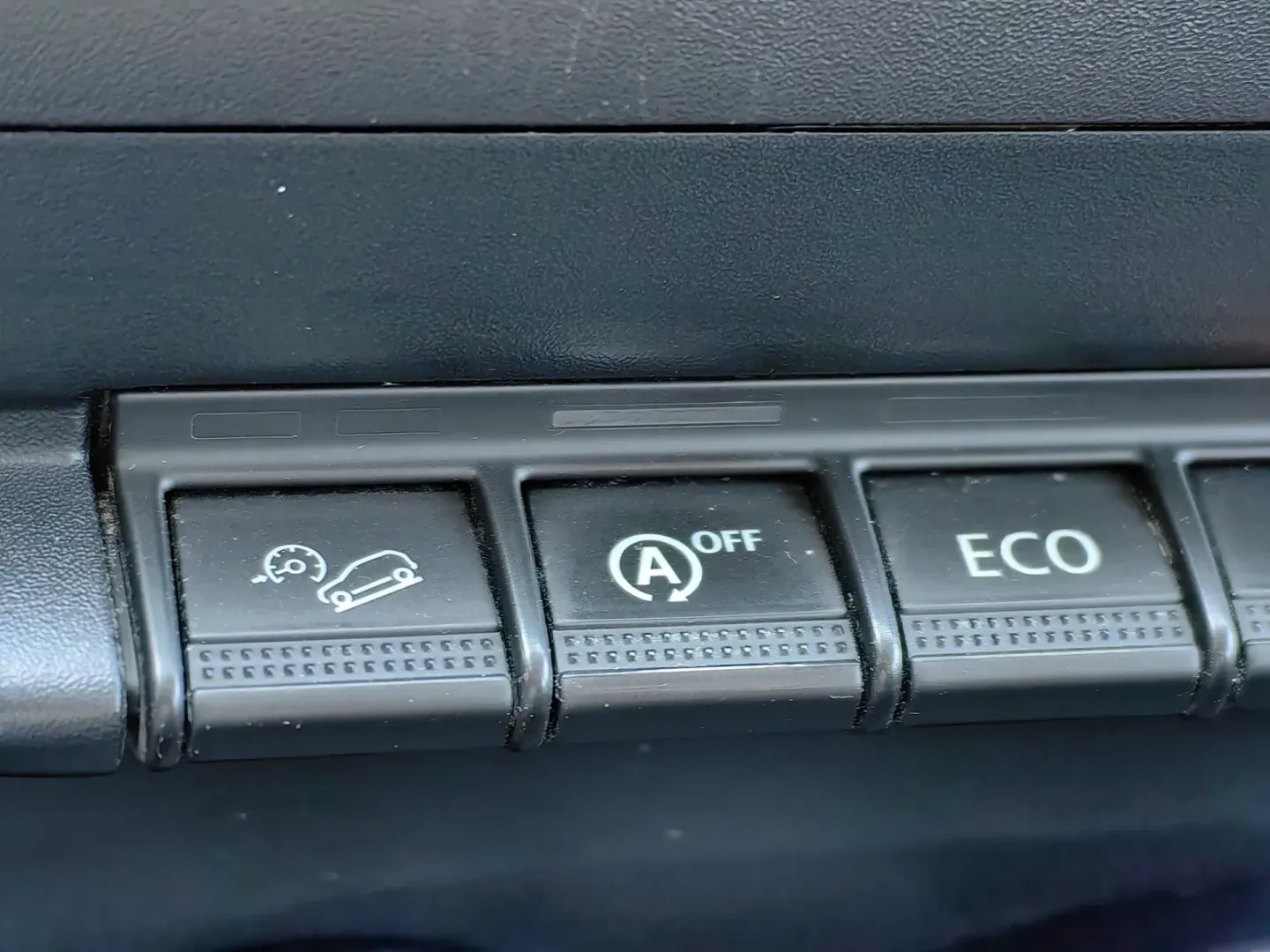 Cumpara/ Vinde online Dacia Duster 2023 SH, la cel mai bun pret pentru tine!