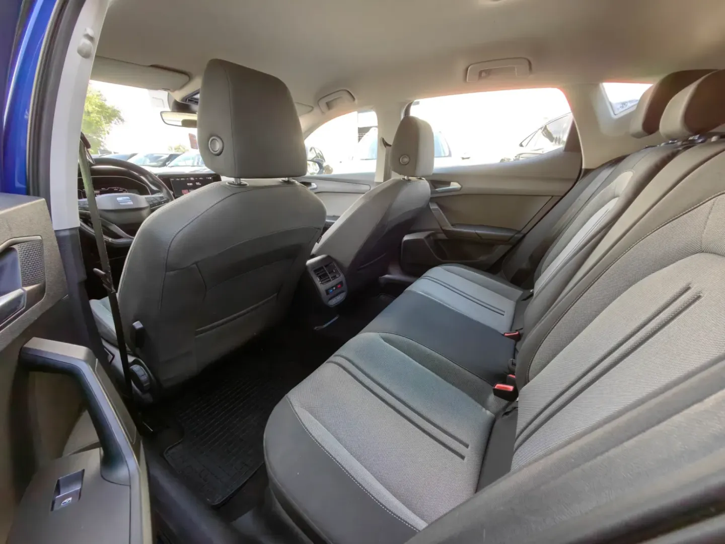 Cumpara/ Vinde online Seat Leon 2021 SH, la cel mai bun pret pentru tine!