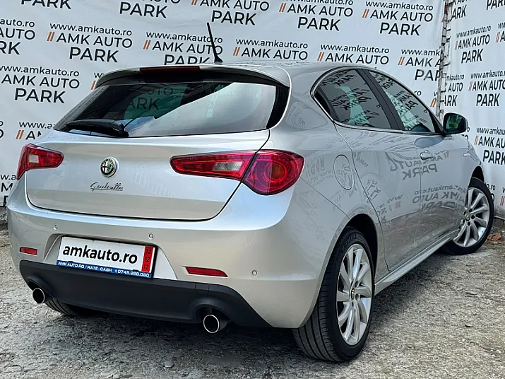 Cumpără / Vinde Alfa Romeo Giulietta 2012 SH, la cel mai bun pret pentru tine!