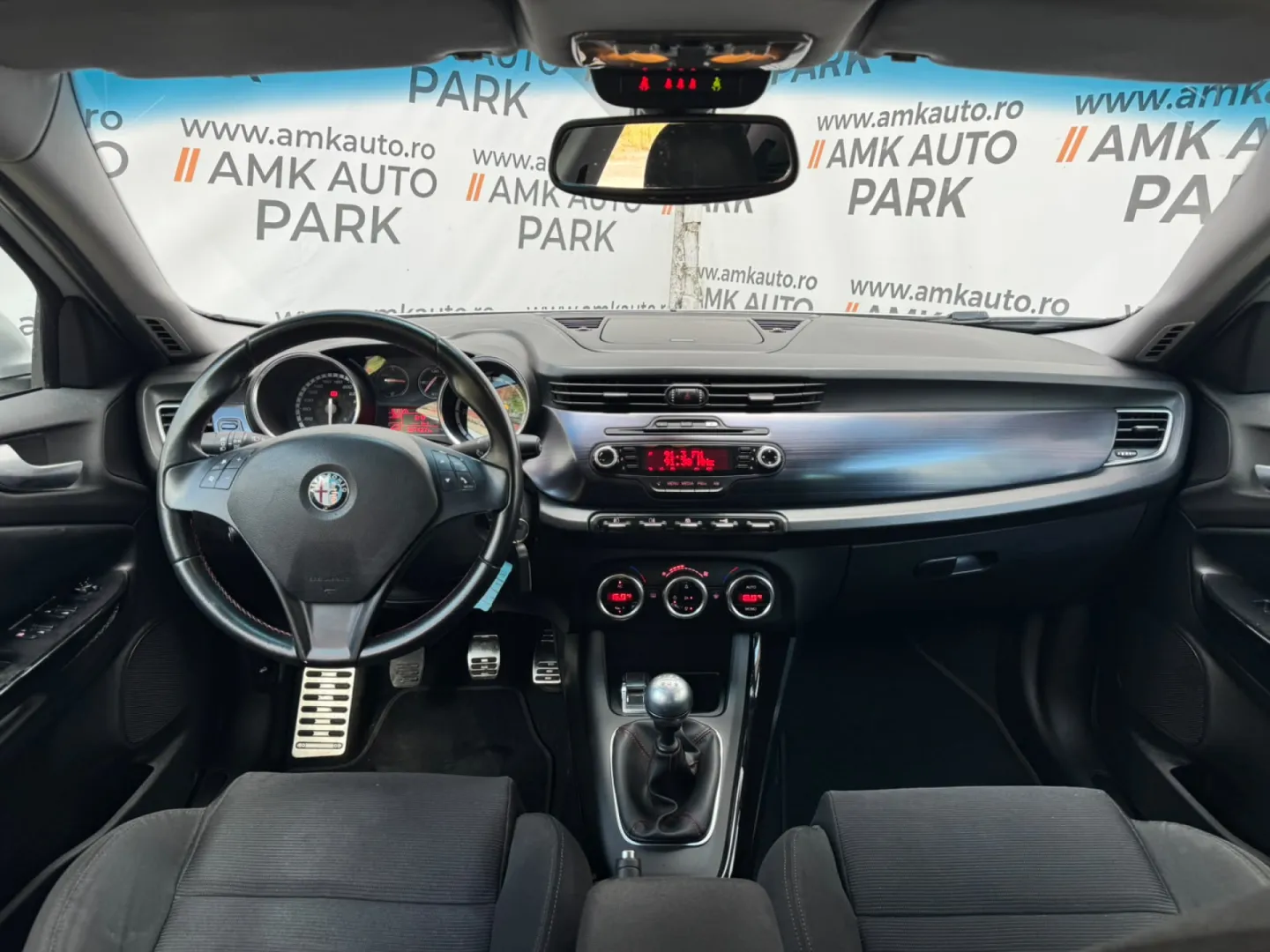 Cumpara/ Vinde online Alfa Romeo Giulietta 2012 SH, la cel mai bun pret pentru tine!