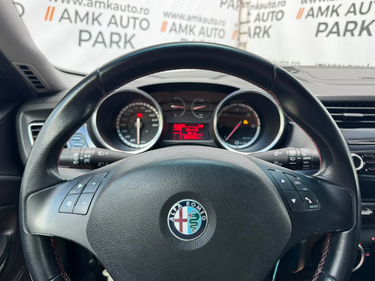 Cumpara/ Vinde online Alfa Romeo Giulietta 2012 SH, la cel mai bun pret pentru tine!